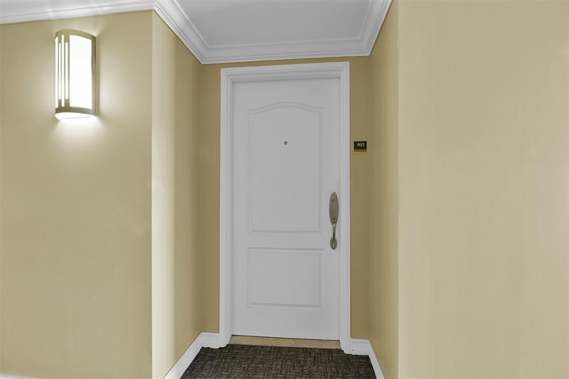 Image 6 of 52 For 9 20th Ave 403