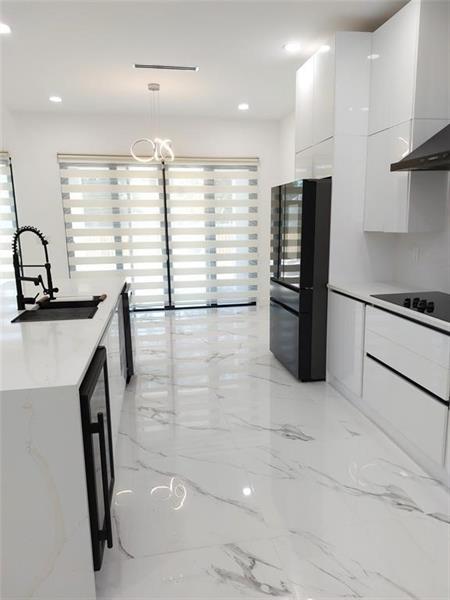 Image 10 of 25 For 254 12th St  