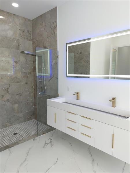 Image 14 of 25 For 254 12th St  