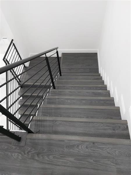 Image 19 of 25 For 254 12th St  