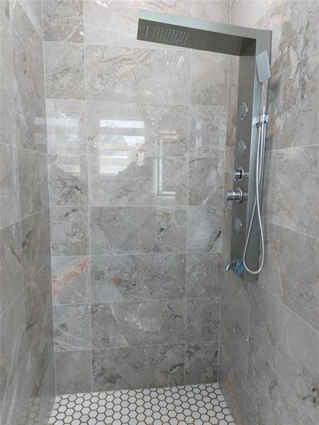 Image 22 of 25 For 254 12th St  