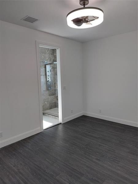 Image 23 of 25 For 254 12th St  