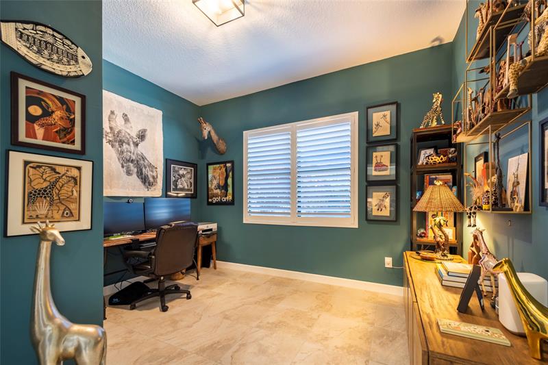 Image 15 of 30 For 4975 Whispering Way