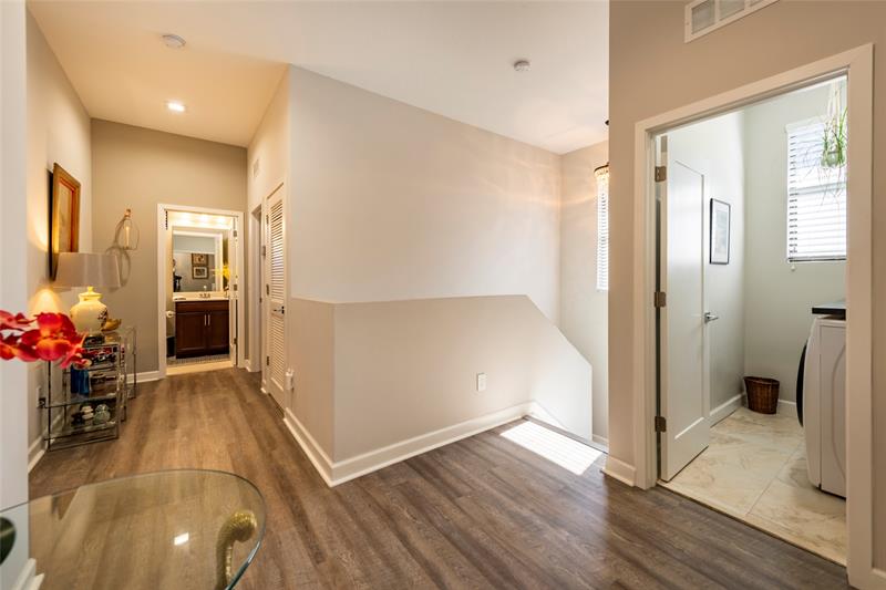 Image 19 of 30 For 4975 Whispering Way