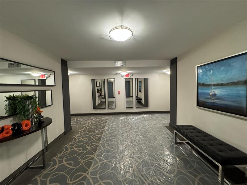 Image 9 of 34 For 3015 Ocean Blvd  19e