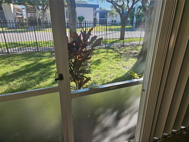 Image 15 of 39 For 959 2nd Ave  117