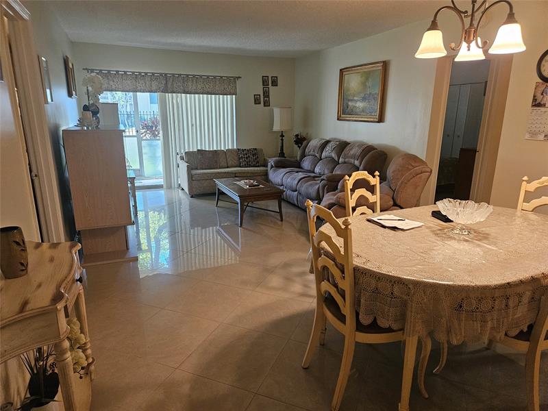 Image 16 of 39 For 959 2nd Ave  117