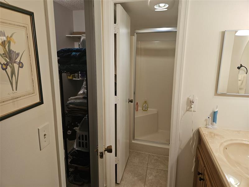 Image 21 of 39 For 959 2nd Ave  117