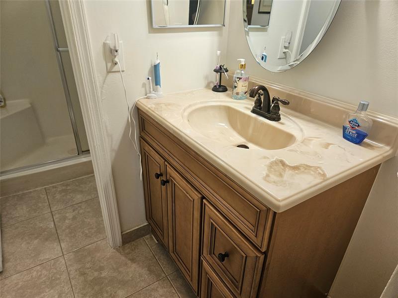 Image 24 of 39 For 959 2nd Ave  117