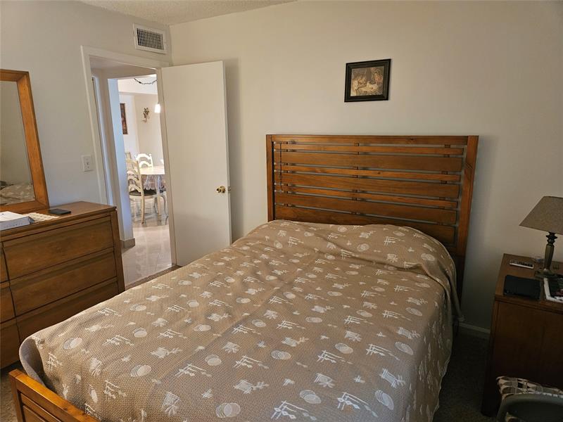 Image 33 of 39 For 959 2nd Ave  117