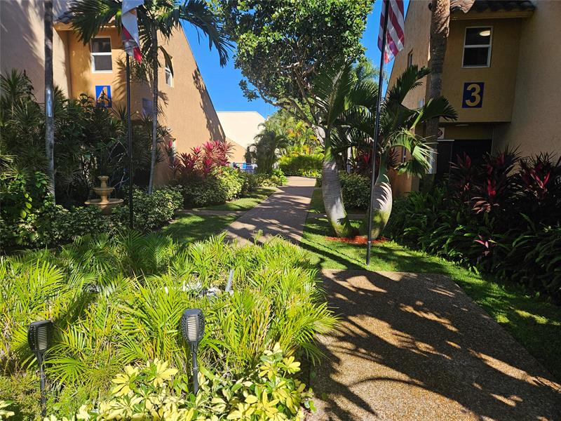 Image 9 of 39 For 959 2nd Ave  117