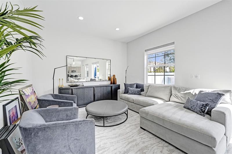 Image 29 of 85 For 3534 Forest View Cr