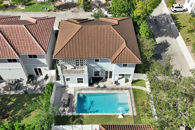 Image 4 of 85 For 3534 Forest View Cr