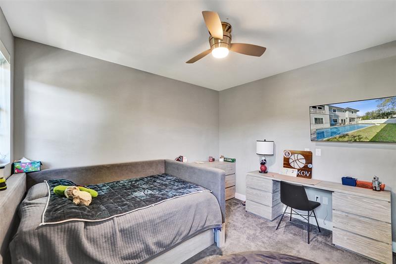 Image 55 of 85 For 3534 Forest View Cr