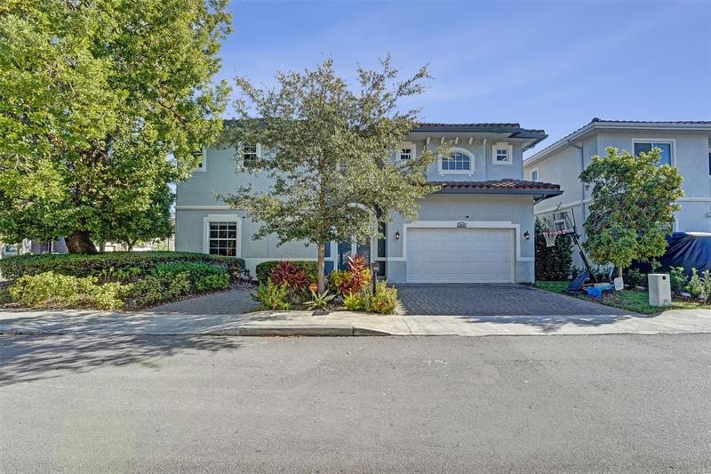 Image 7 of 85 For 3534 Forest View Cr