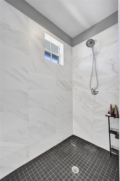 Image 81 of 85 For 3534 Forest View Cr