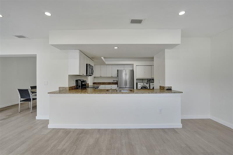 Image 14 of 24 For 4001 41st Ct