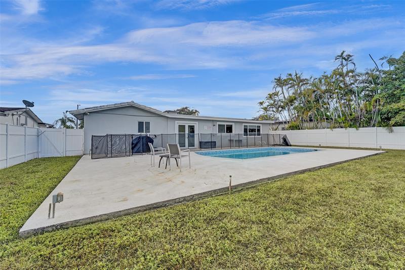 Image 22 of 24 For 4001 41st Ct