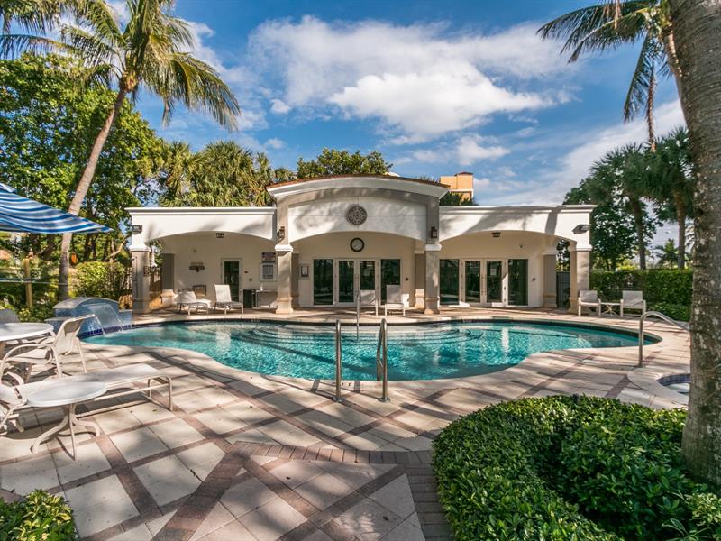 Image 2 of 46 For 191 Ocean Dr  511