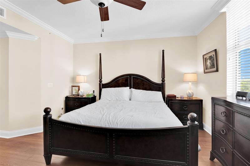 Image 25 of 46 For 191 Ocean Dr  511