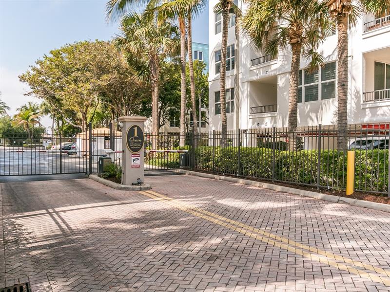 Image 35 of 46 For 191 Ocean Dr  511