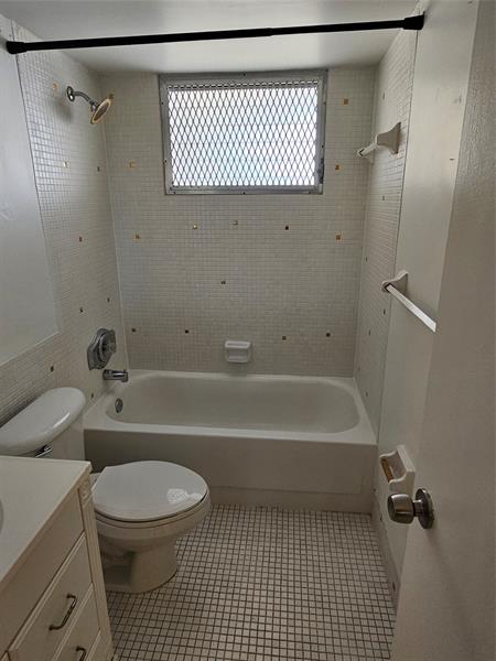 Image 11 of 44 For 777 2nd Ave  B309