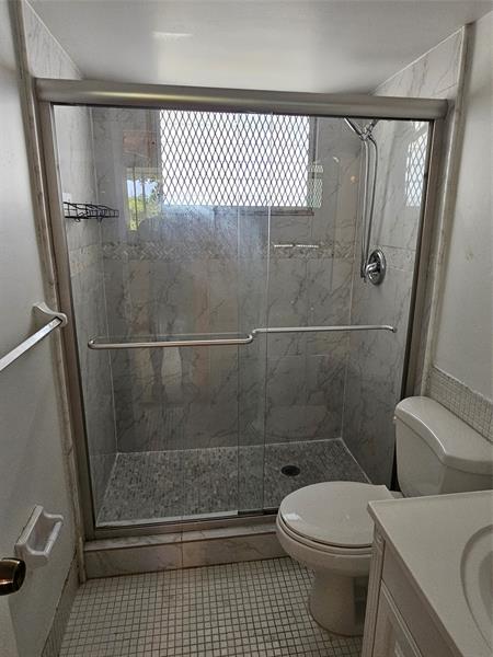 Image 13 of 44 For 777 2nd Ave  B309