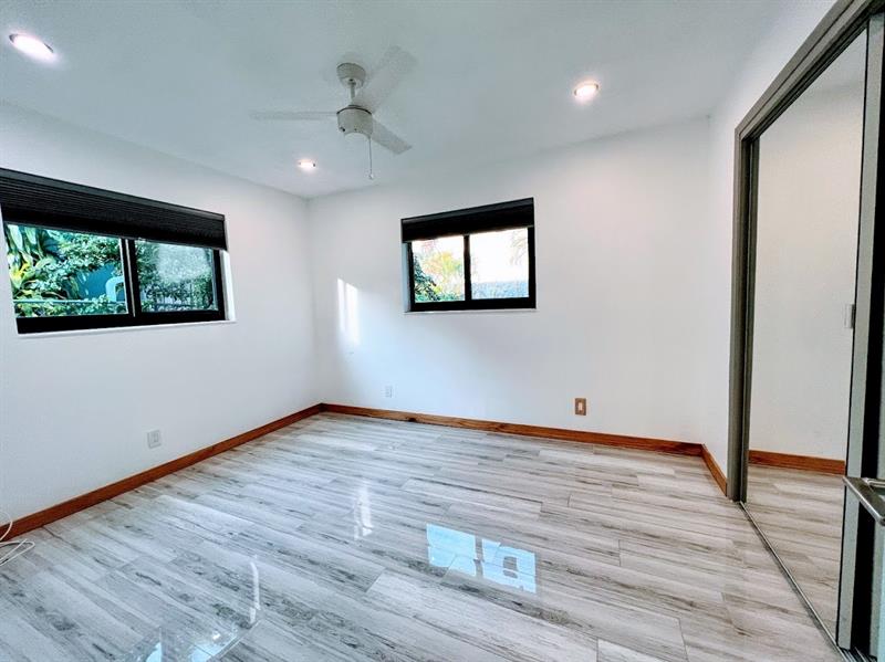 Image 11 of 19 For 2626 10th Ter  1