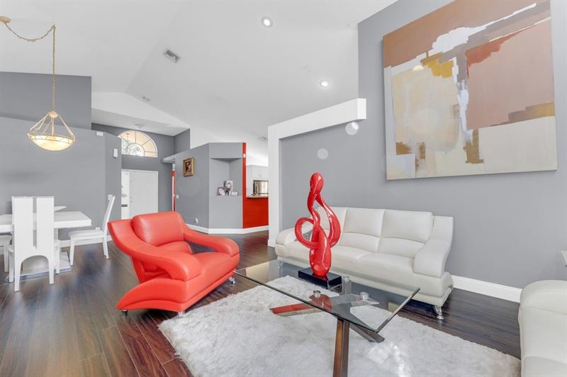 Image 20 of 47 For 248 116th Ter