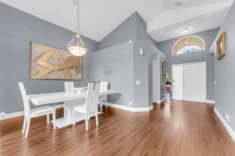 Image 21 of 47 For 248 116th Ter