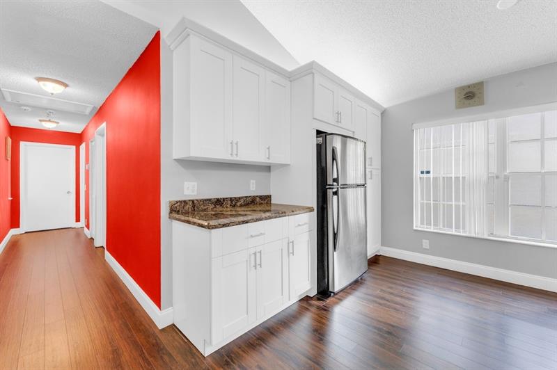 Image 24 of 47 For 248 116th Ter