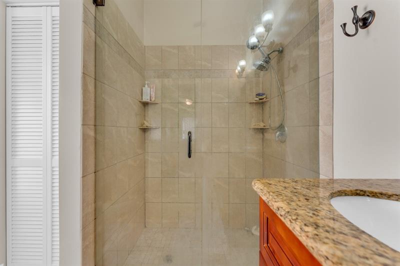 Image 26 of 47 For 248 116th Ter