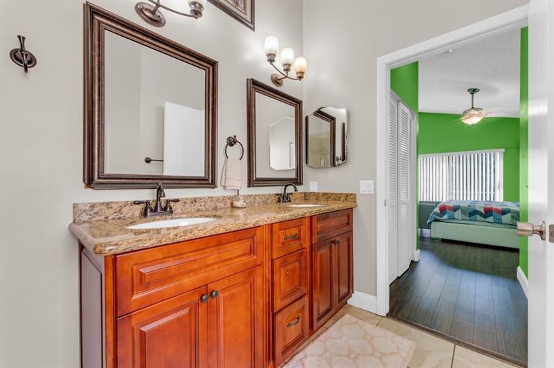 Image 29 of 47 For 248 116th Ter