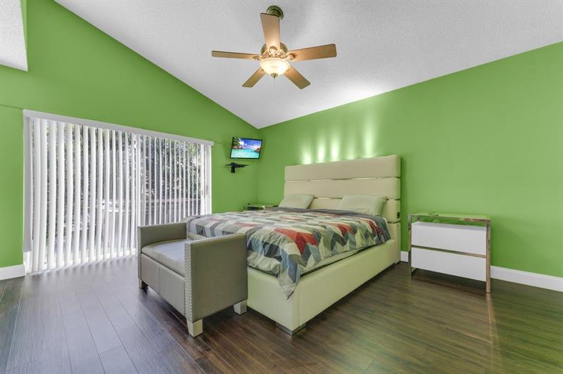 Image 30 of 47 For 248 116th Ter