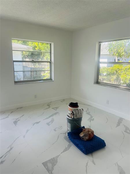 Image 5 of 14 For 1471 20th St