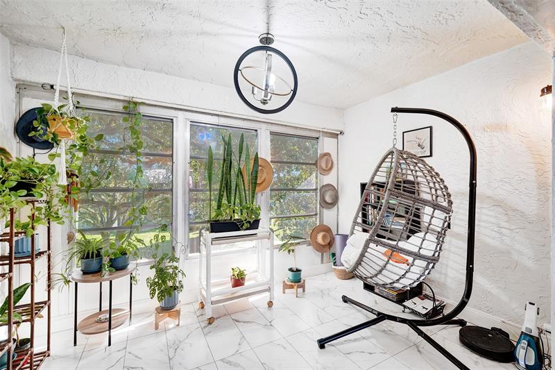 Image 11 of 30 For 608 Natura Blvd  308