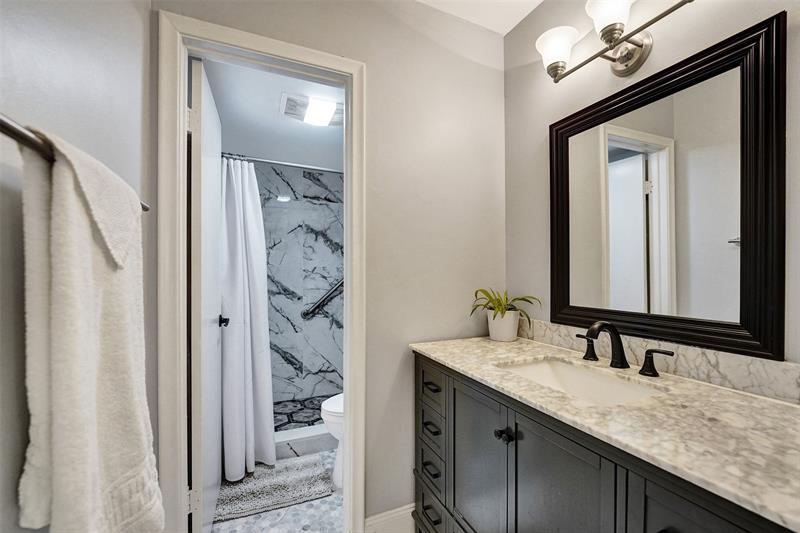 Image 16 of 30 For 608 Natura Blvd  308