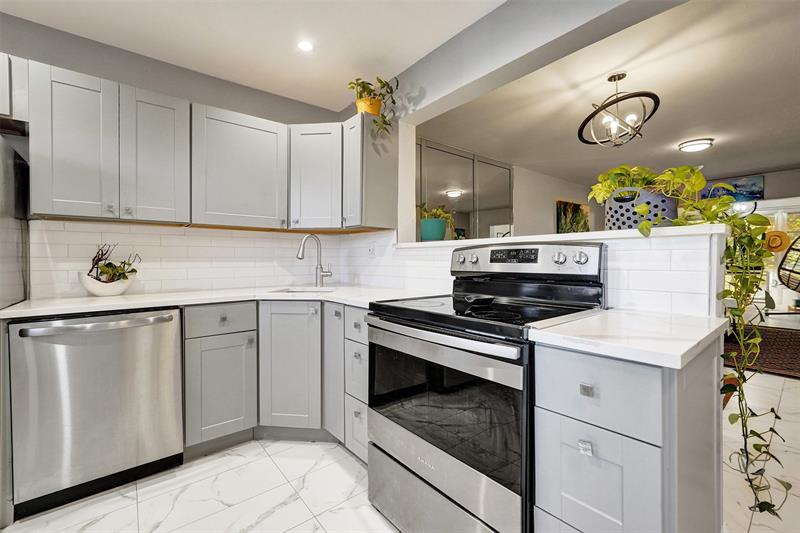 Image 2 of 30 For 608 Natura Blvd  308