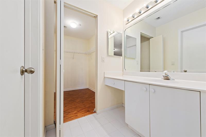 Image 25 of 30 For 8496 40th St