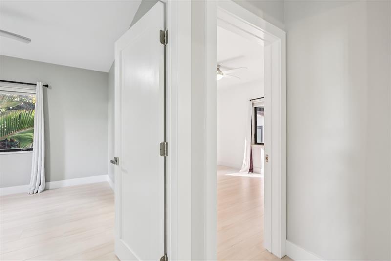 Image 20 of 34 For 1660 32nd Ct