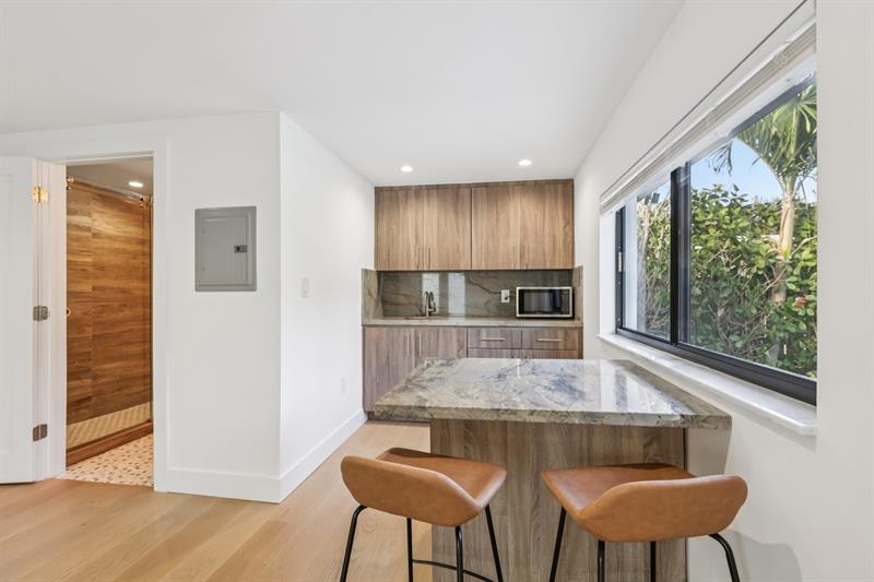 Image 31 of 34 For 1660 32nd Ct