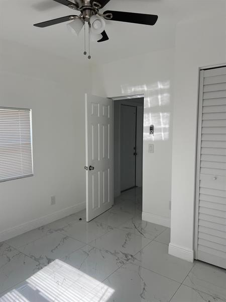 Image 17 of 40 For 8550 Taft St