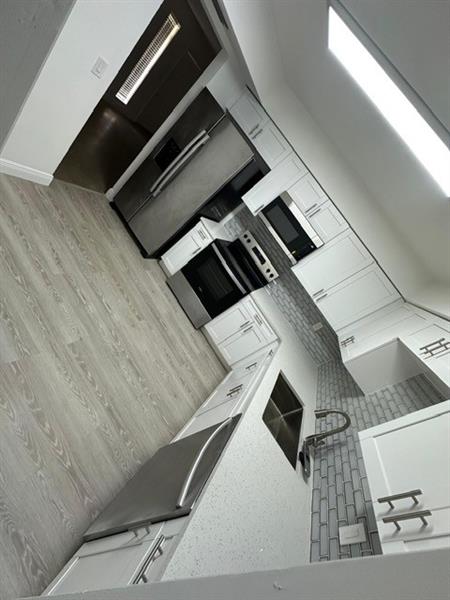 Image 6 of 40 For 8550 Taft St