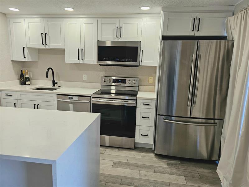 Details for 1102 Jeffery St, Boca Raton, FL 33487