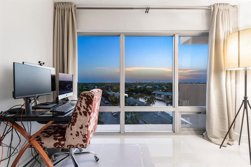 Image 17 of 43 For 801 Federal Hwy  906