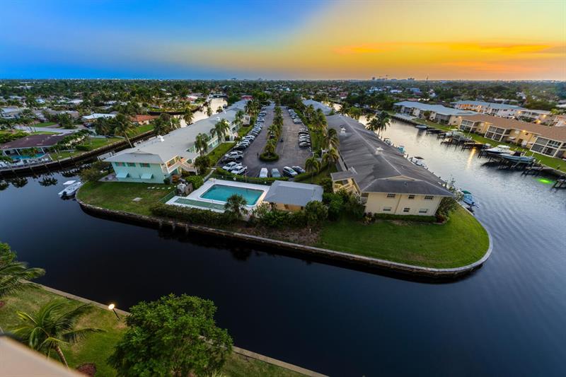 Image 23 of 43 For 801 Federal Hwy  906