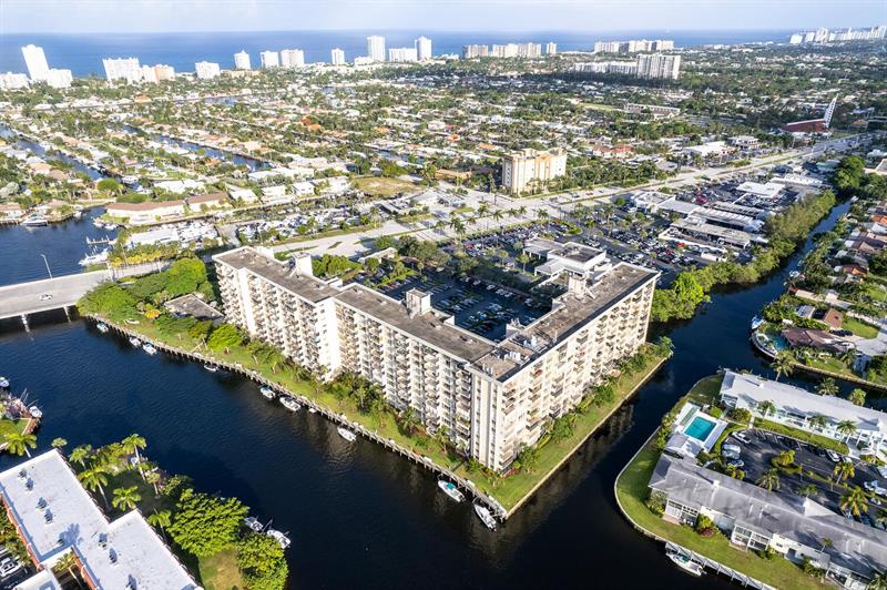 Image 33 of 43 For 801 Federal Hwy  906