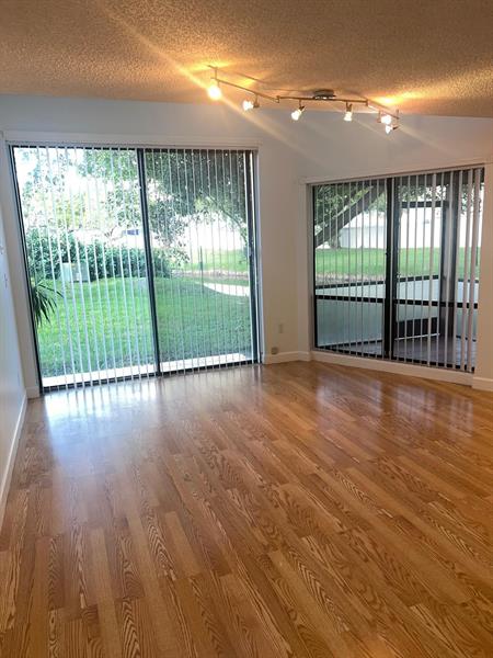 Image 13 of 46 For 9911 Atlantic Blvd  9911