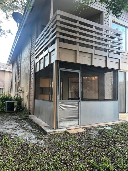 Image 18 of 46 For 9911 Atlantic Blvd  9911