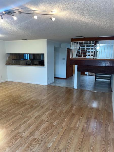 Image 5 of 46 For 9911 Atlantic Blvd  9911